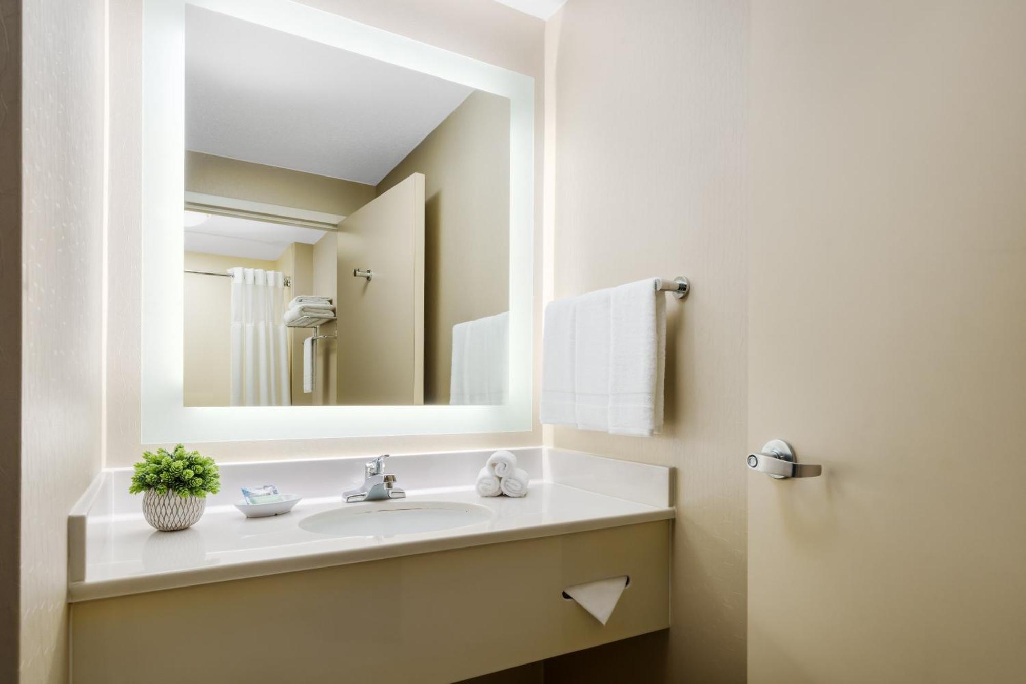 Springhill Suites Manchester-Boston Regional Airport Buitenkant foto
