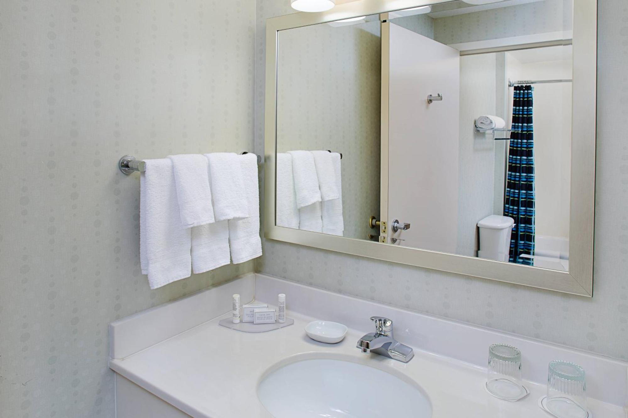 Springhill Suites Manchester-Boston Regional Airport Buitenkant foto